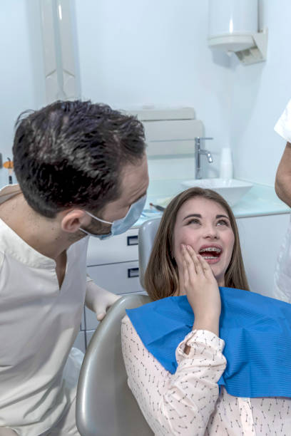 Best Dentist for Severe Toothache  in Grenada, MS